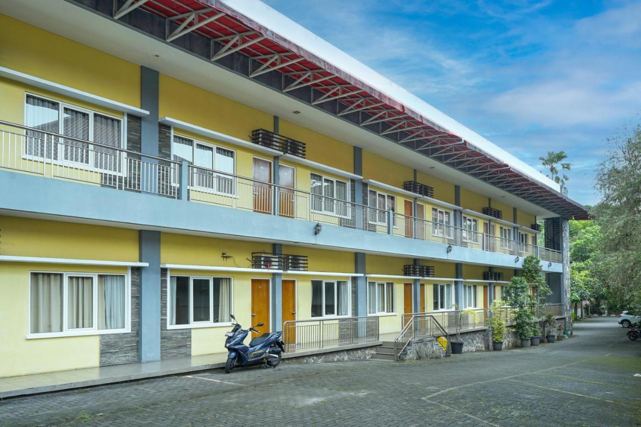 Front One Resort Indraloka Temanggung المظهر الخارجي الصورة