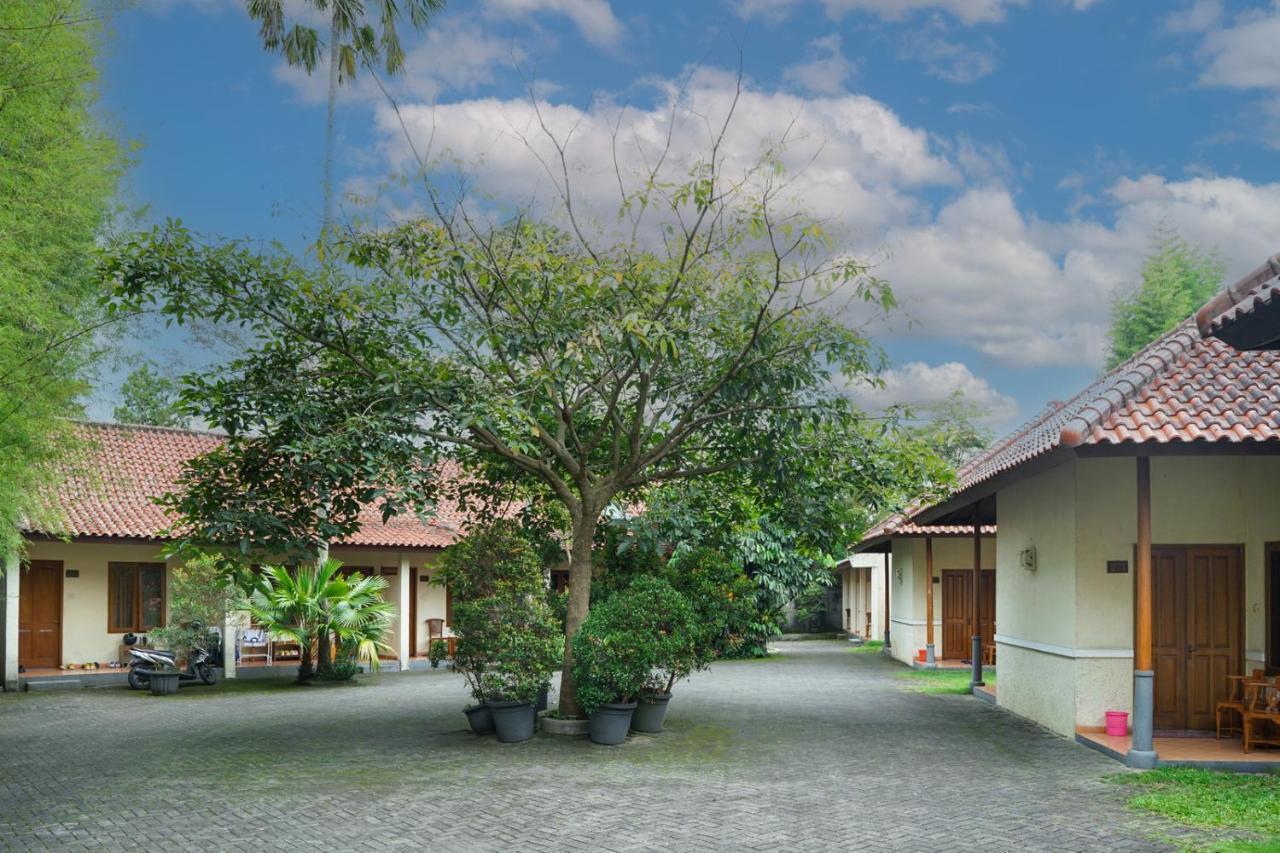 Front One Resort Indraloka Temanggung المظهر الخارجي الصورة